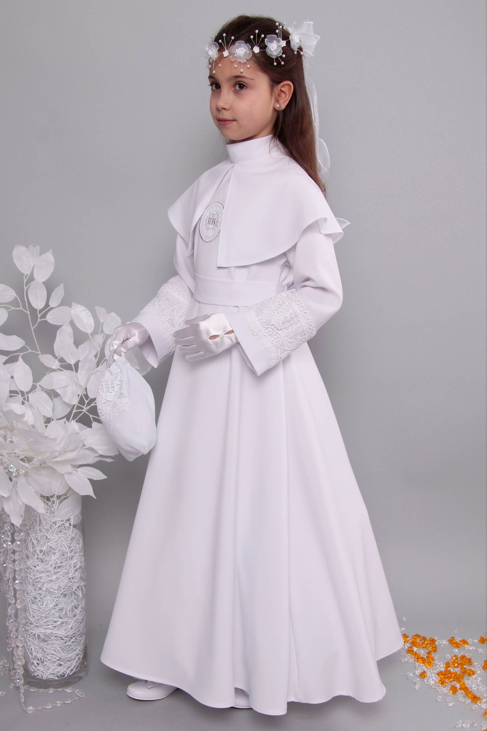 Alba komunijna z gipiurą 12/RS - sukieneczkowa - obraz 2