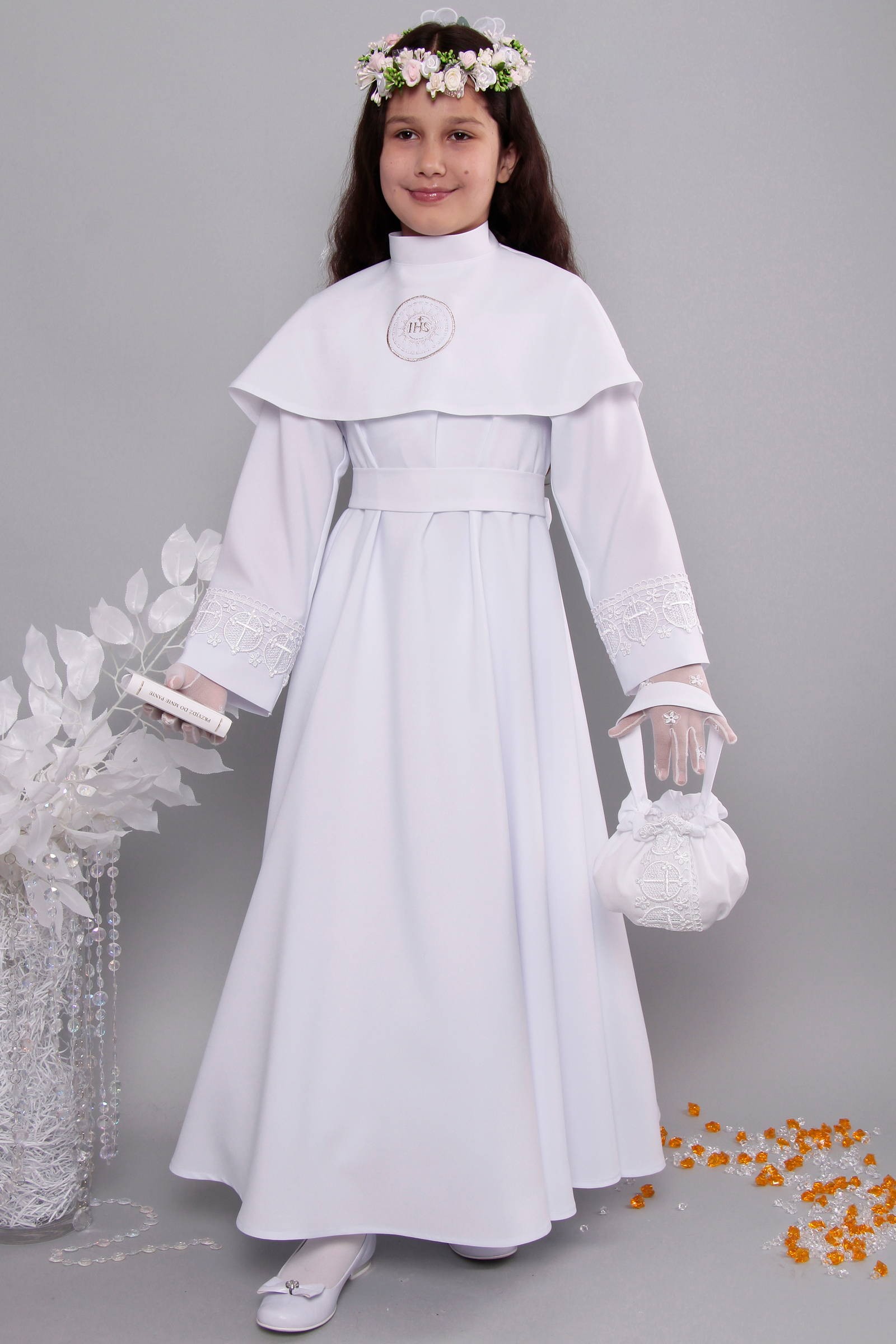 Alba komunijna z gipiurą 6/RS2 - sukieneczkowa - obraz 3