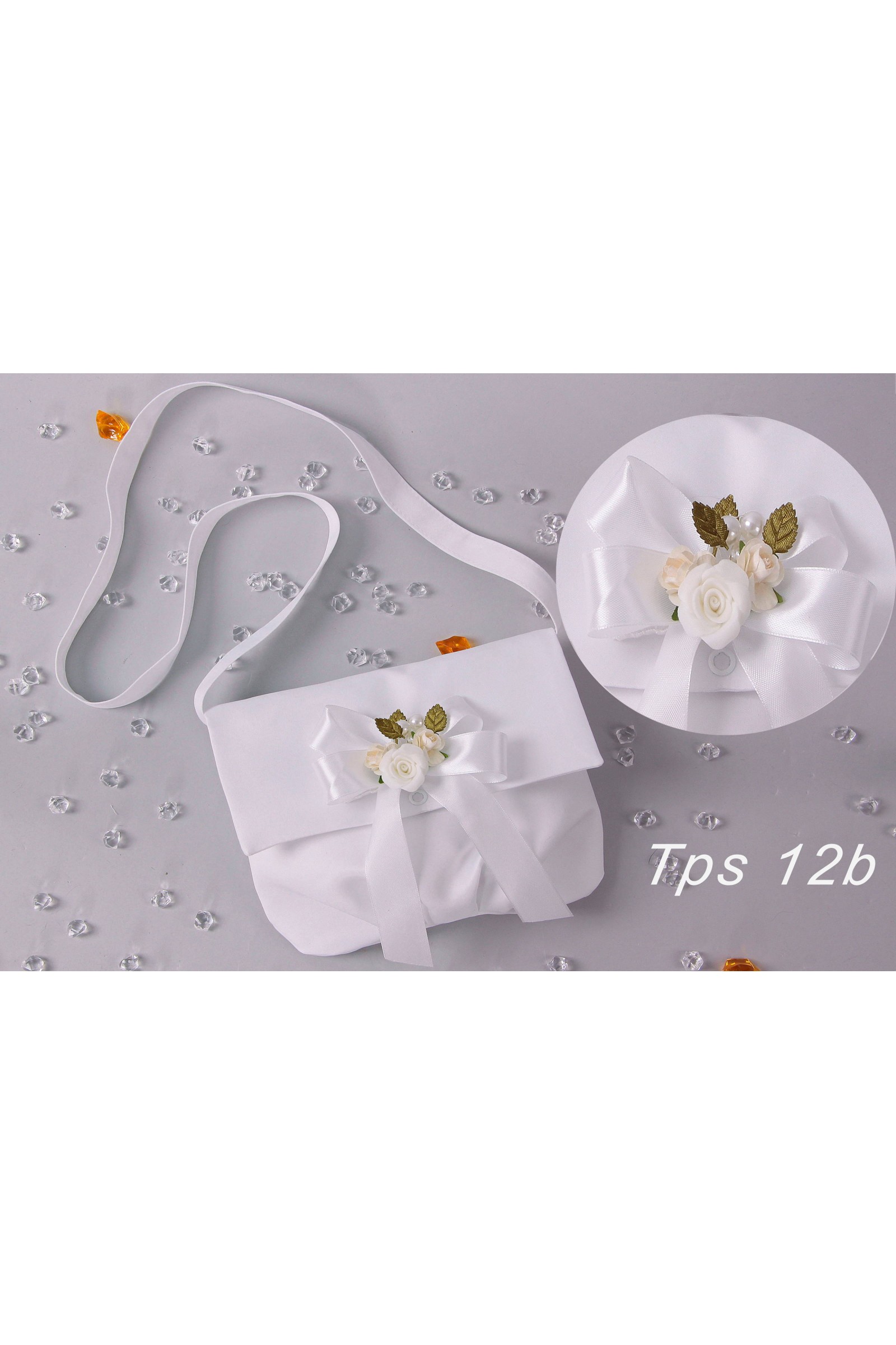 Torebka komunijna satynowa z bukietem na pasek - obraz 1