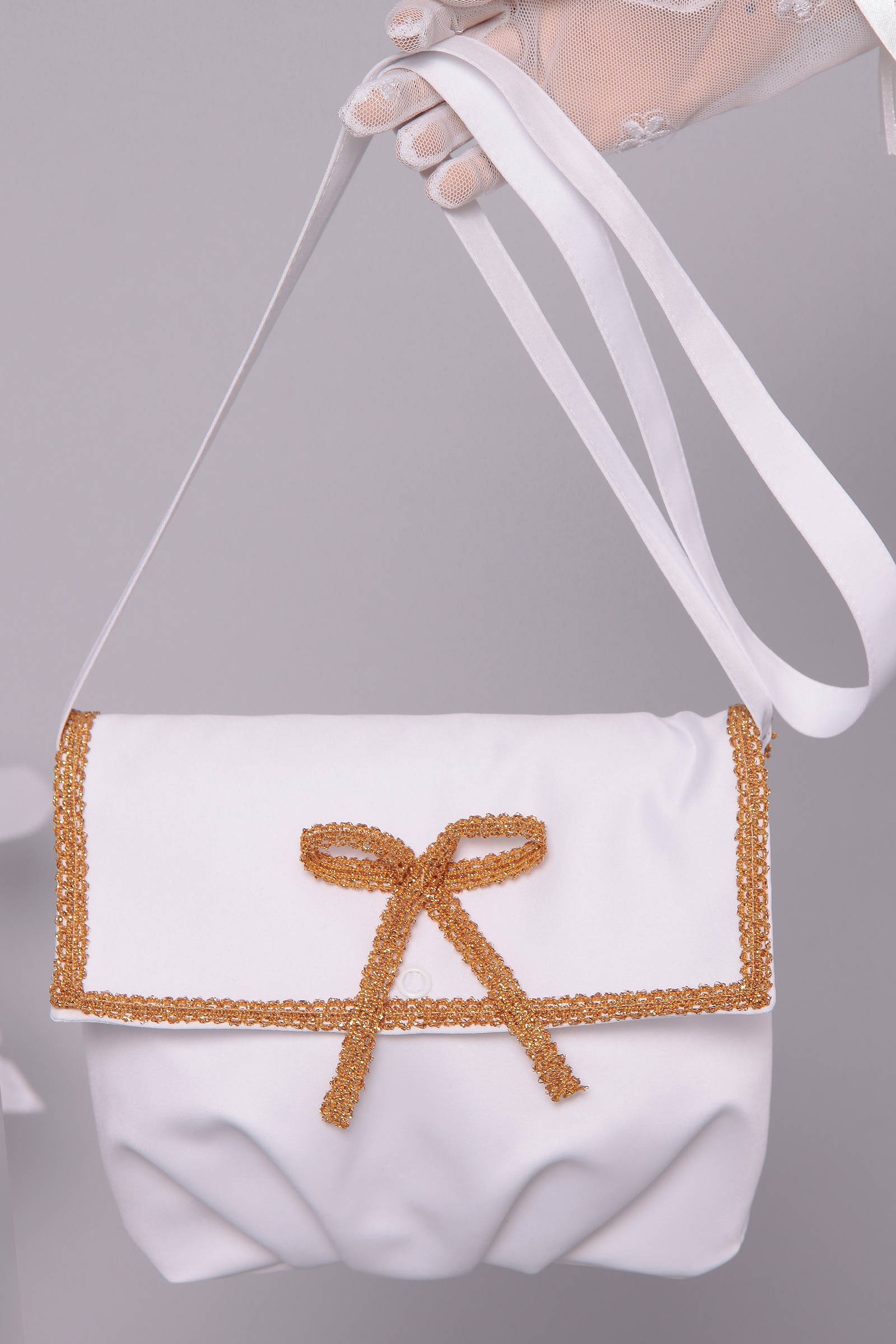 Torebka komunijna satynowa na pasek Tps11 - obraz 0