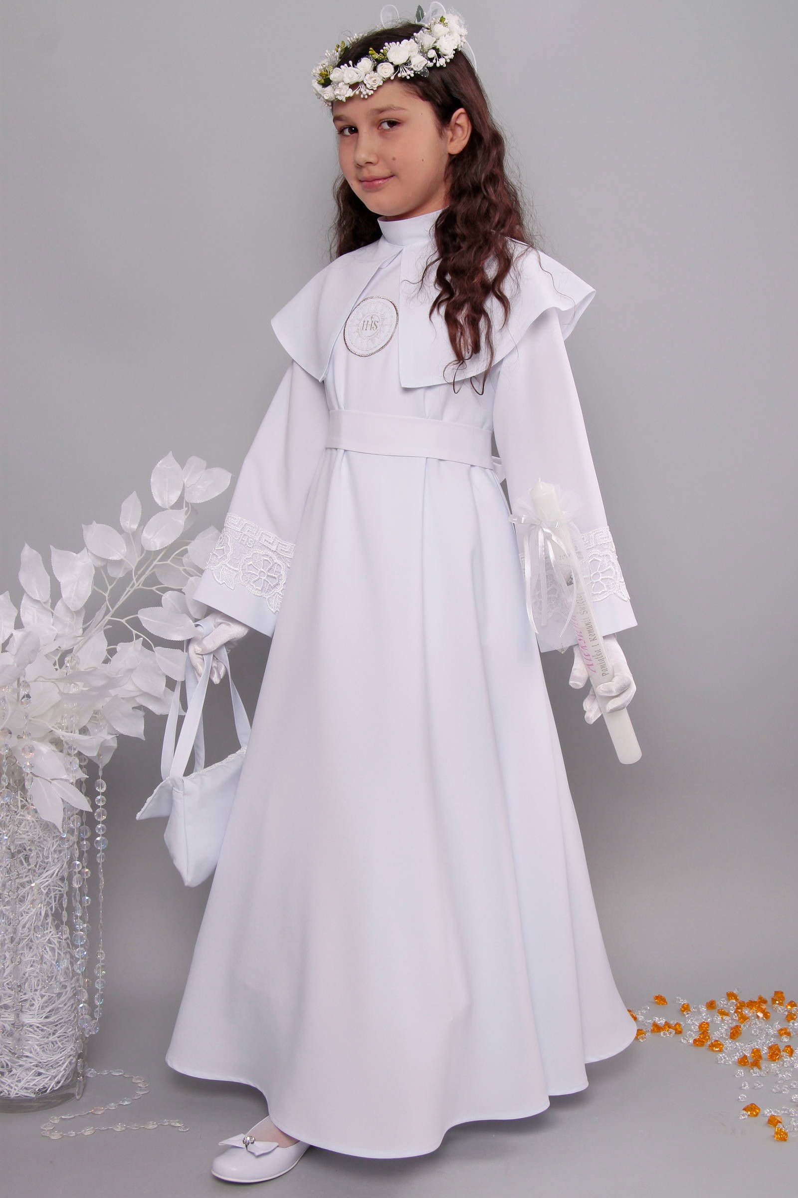 Alba komunijna z gipiurą 13/RS - sukieneczkowa - obraz 2