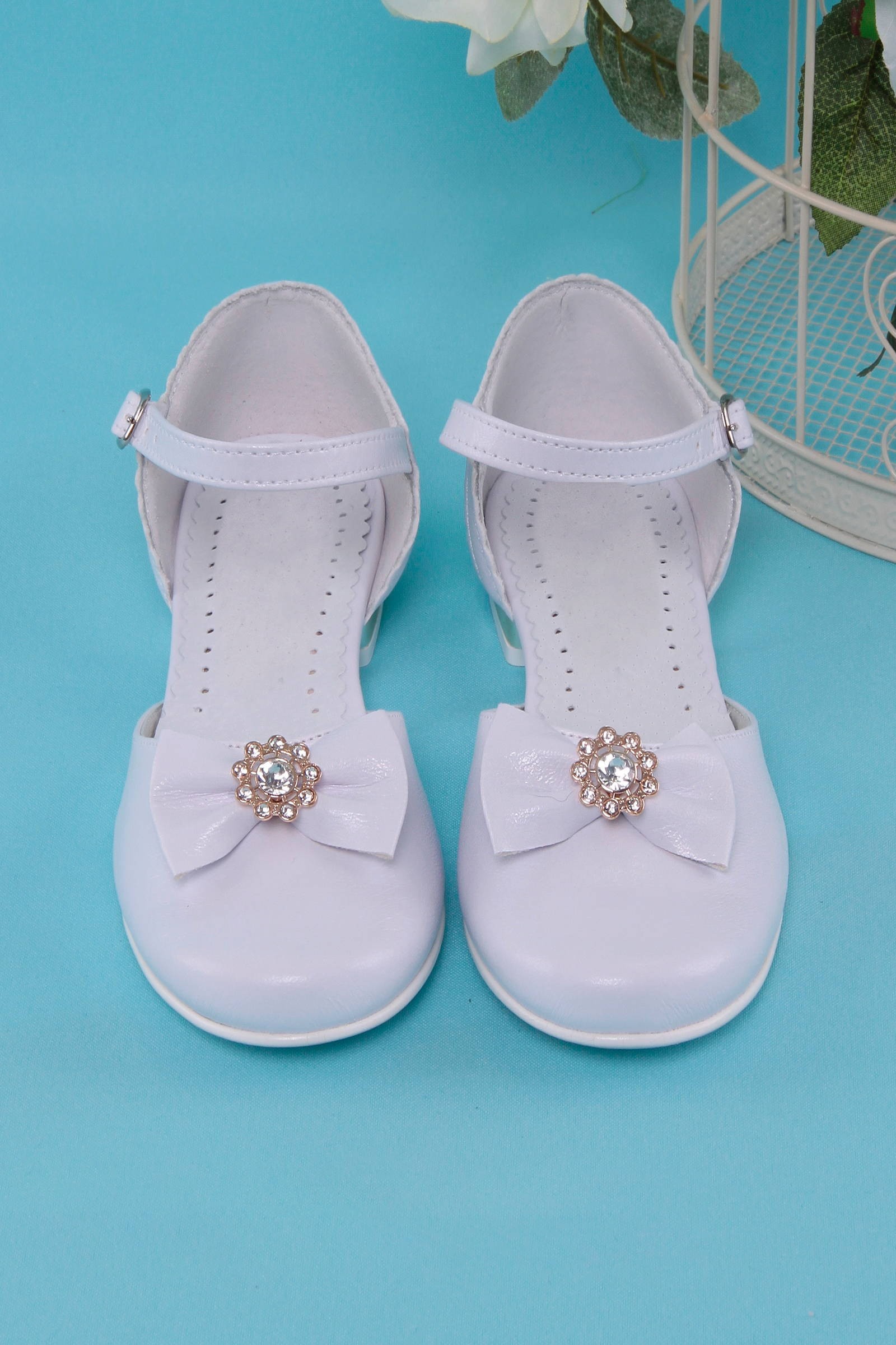 Buty komunijne 674 - obraz 1