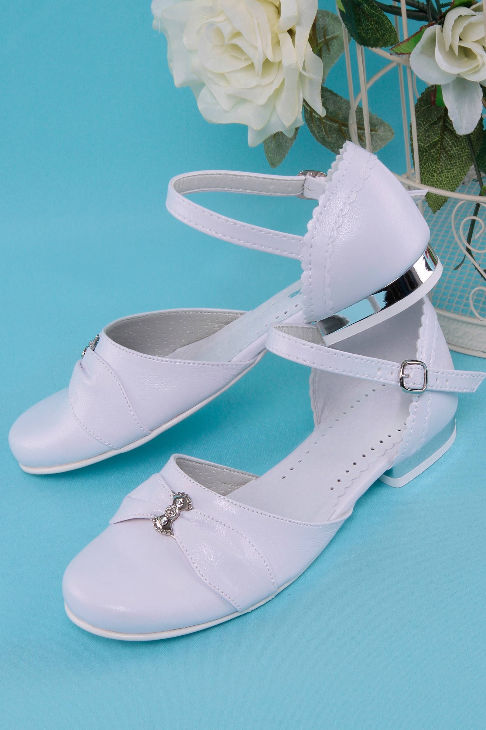 Buty komunijne 673 - obraz 0