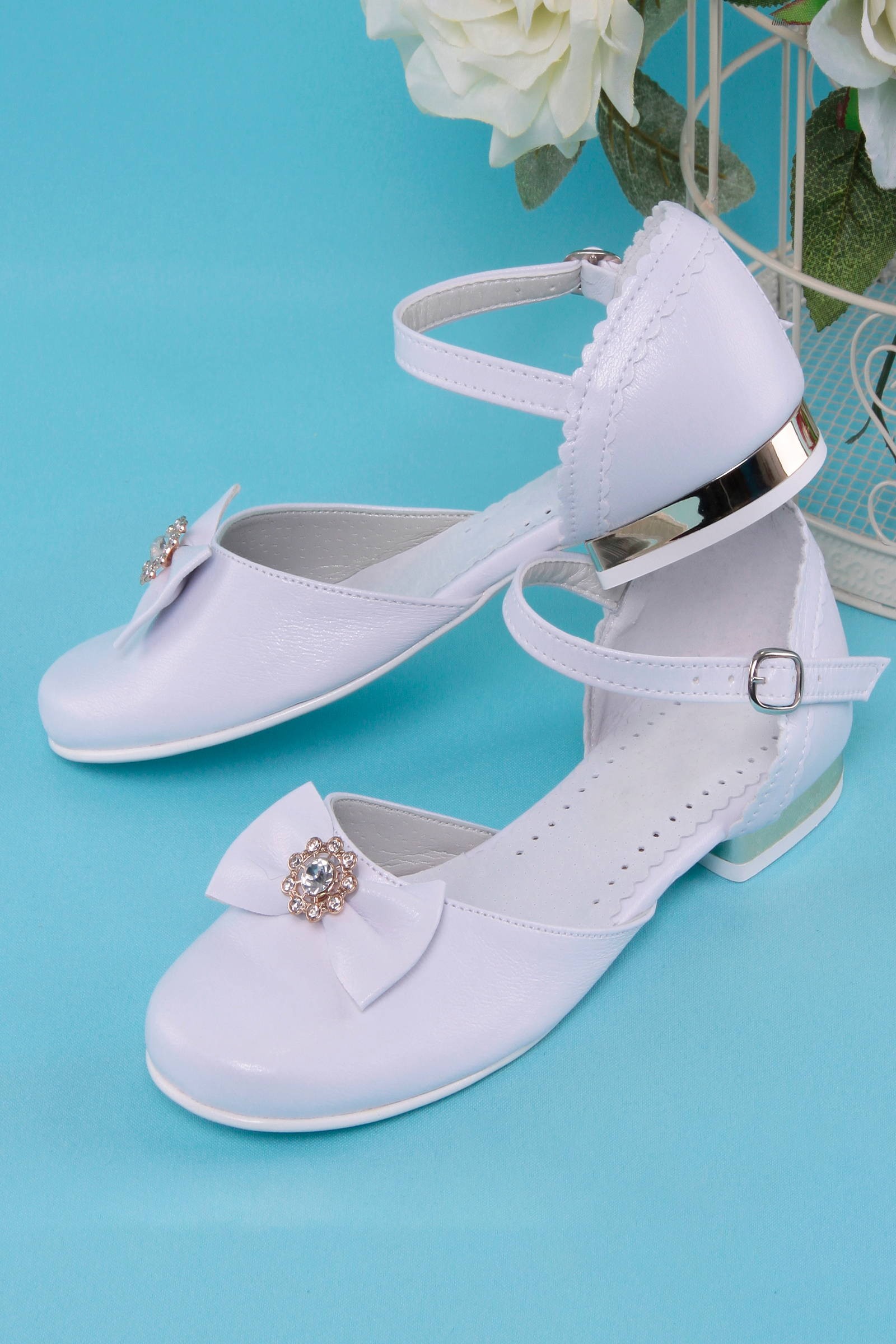 Buty komunijne 674 - obraz 0