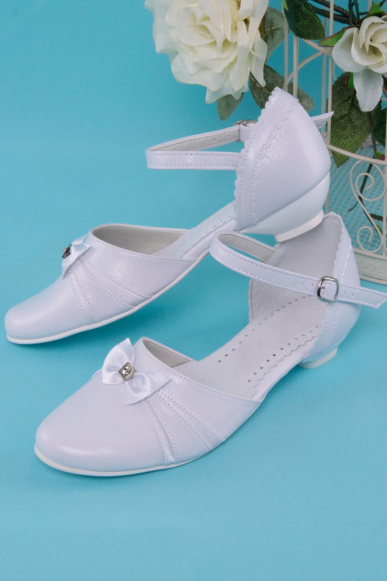 Buty komunijne 702 - obraz 0