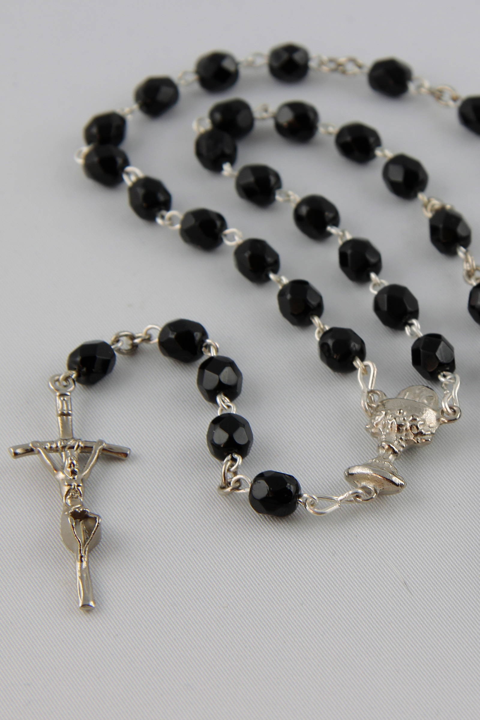 Różaniec komunijny - kryształ czarny KC - obraz 0