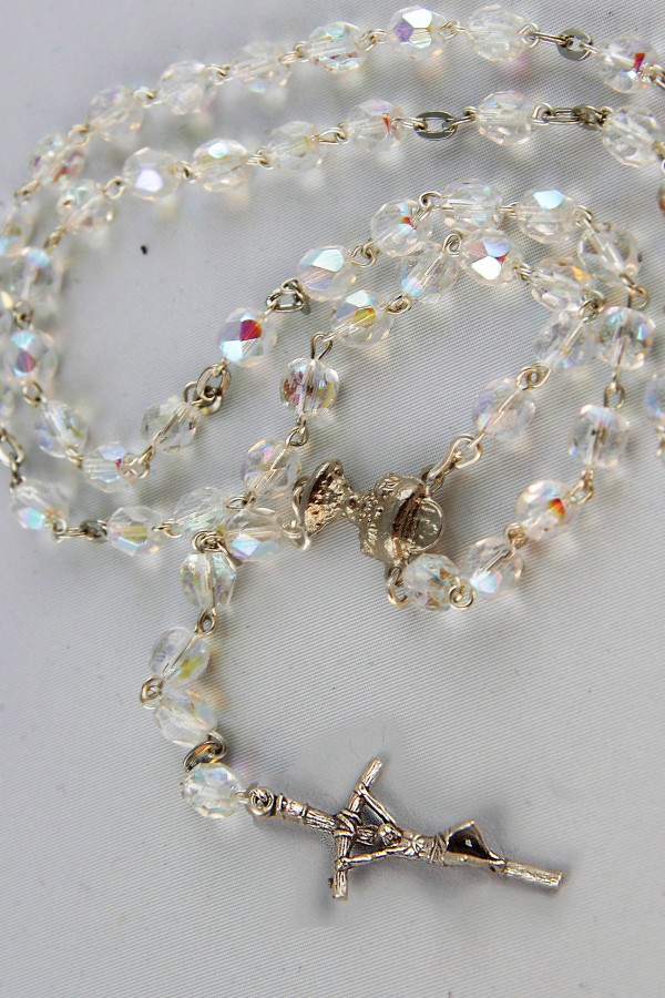 Różaniec komunijny - kryształ tęczowy KT