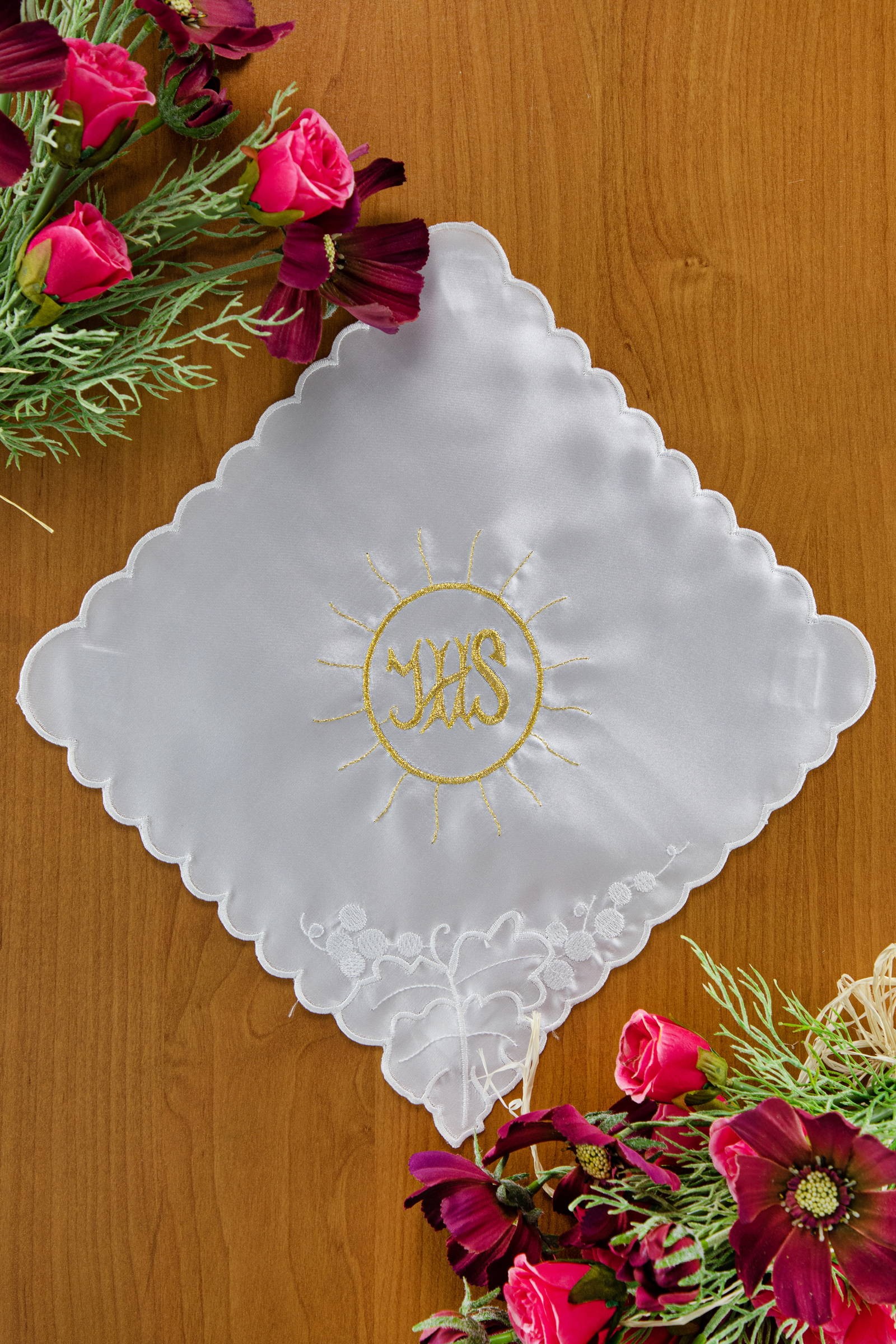 Chusteczka komunijna haftowana CH5 - obraz 0