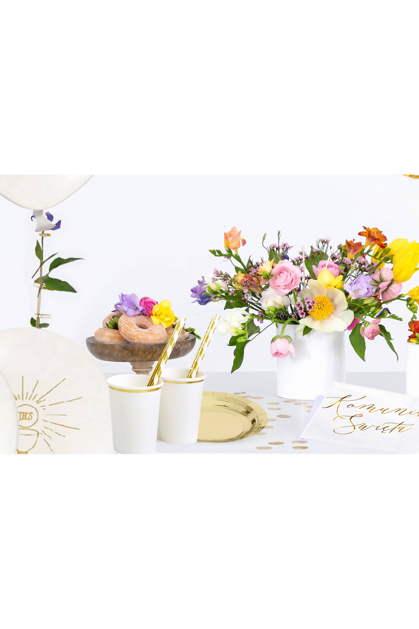 Dekoracje komunijne - kubeczki ze złotem - obraz 1