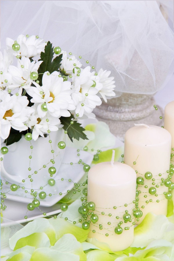 Zielona perełka w girlandzie komunijnej