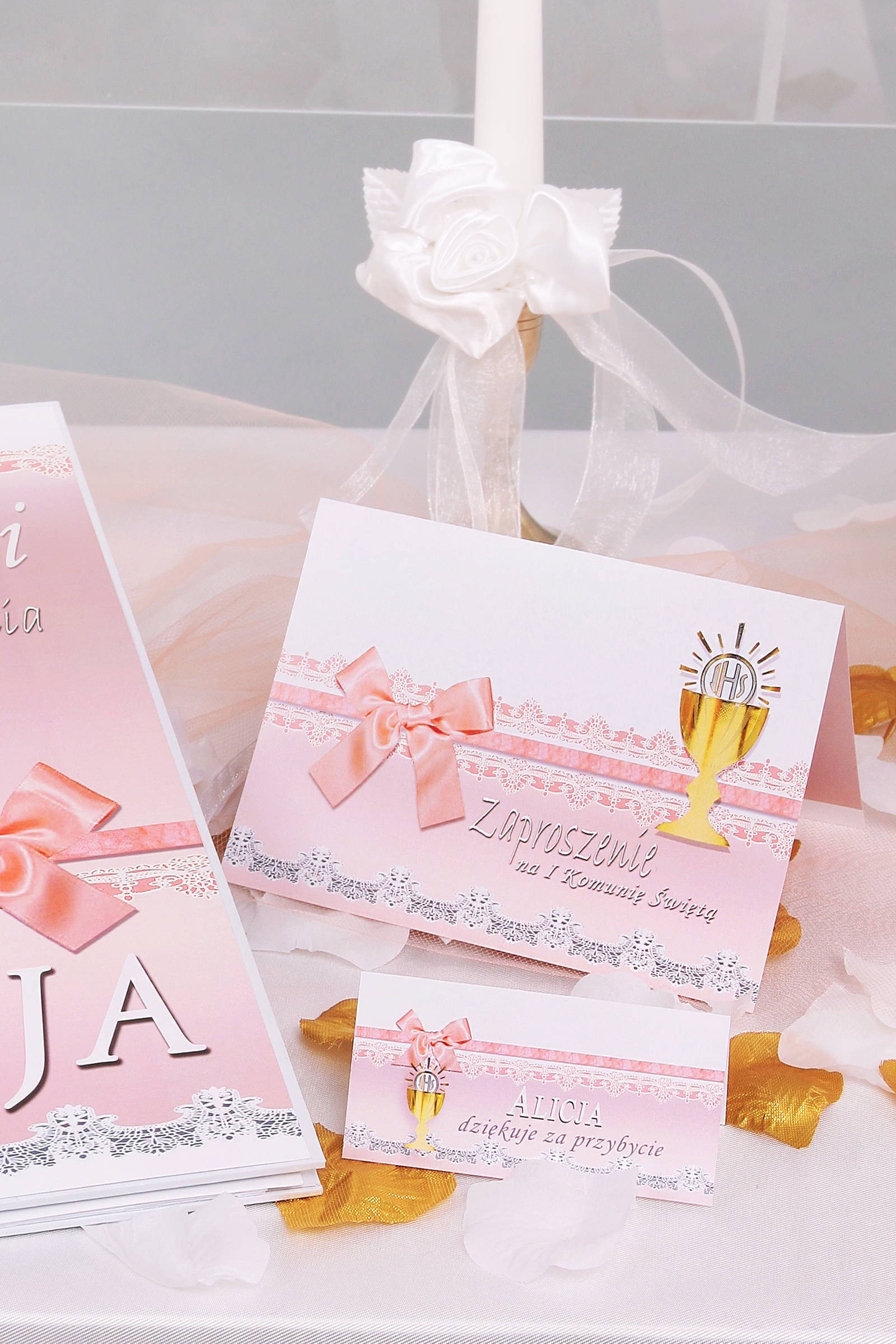 Personalizowane zaproszenia komunijne i winietki - Koronka różowa - obraz 0