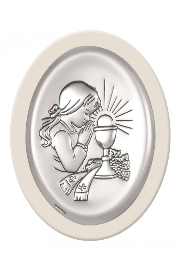 Obrazek na pamiątkę I Komunii Św. z dziewczynką na białym drewienku