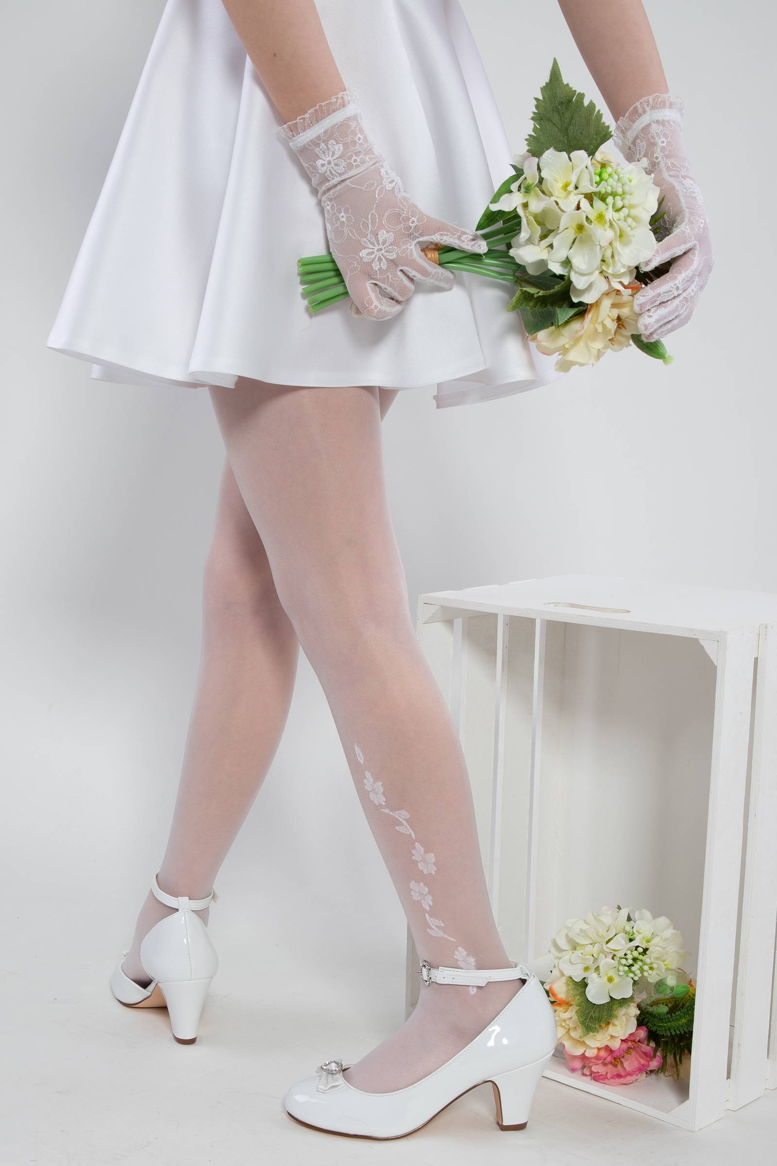 Eleganckie rajstopy komunijne - Alicja mot. 2 - obraz 6