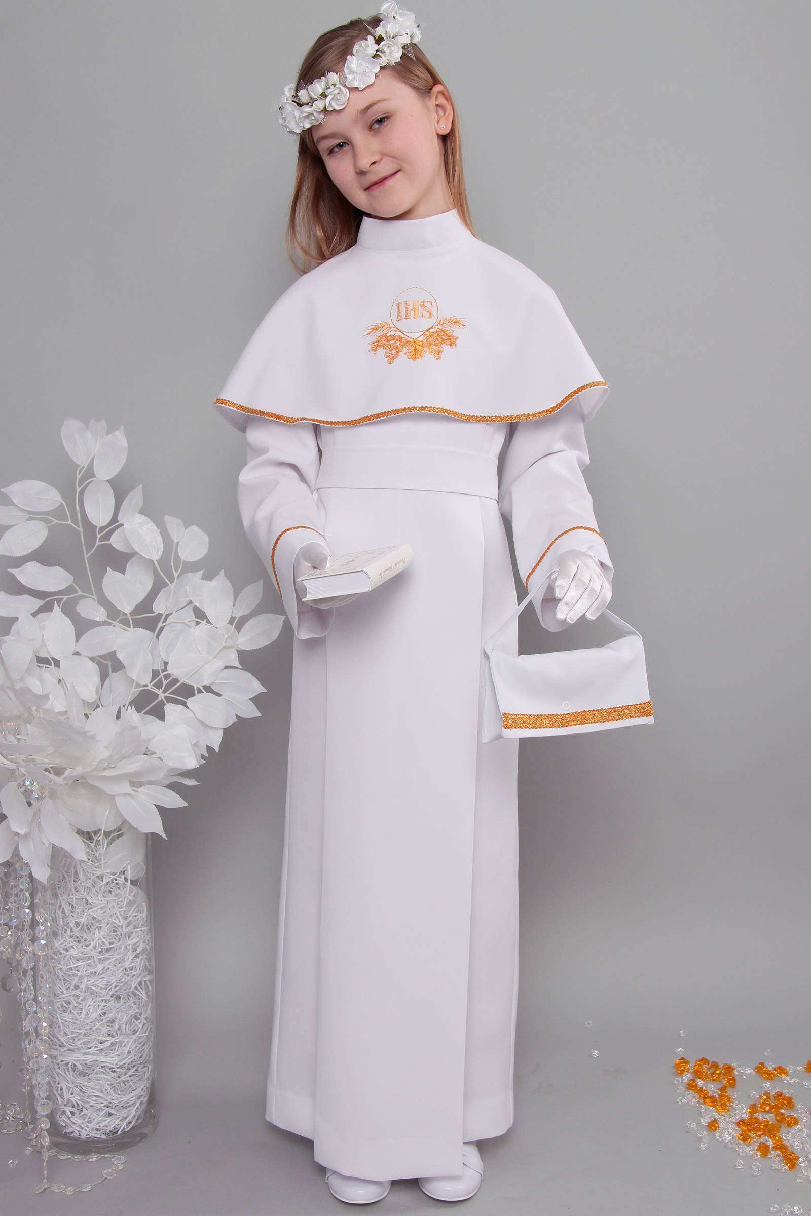 Alba komunijna 5a/KK - z karczkiem i kontrafałdą - niestandardowy - obraz 2